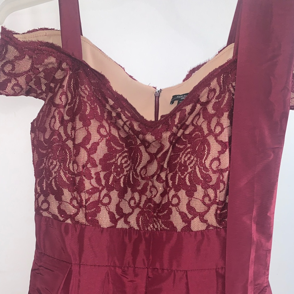 R & M Richards, Beautiful Short Red Wine Dress with ribbon.